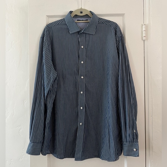 Tommy Hilfiger blue white cotton pinstripe men’s button up dress shirt slim fit - Picture 1 of 15